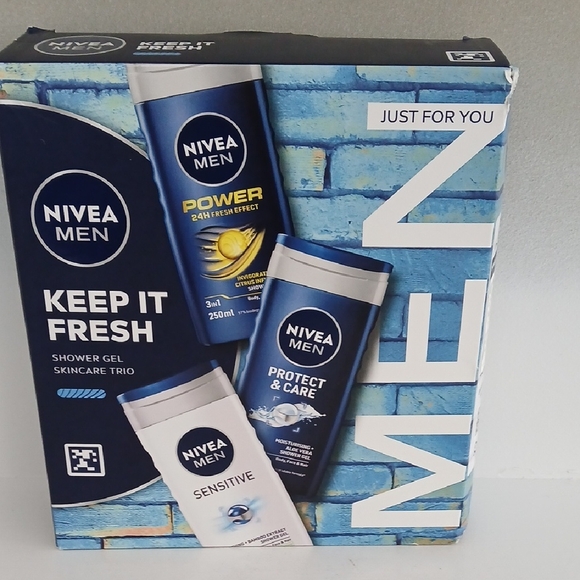 Nivea Other - NIVEA Men Keep It Fresh Shower Gel Skincare Trio - Blue